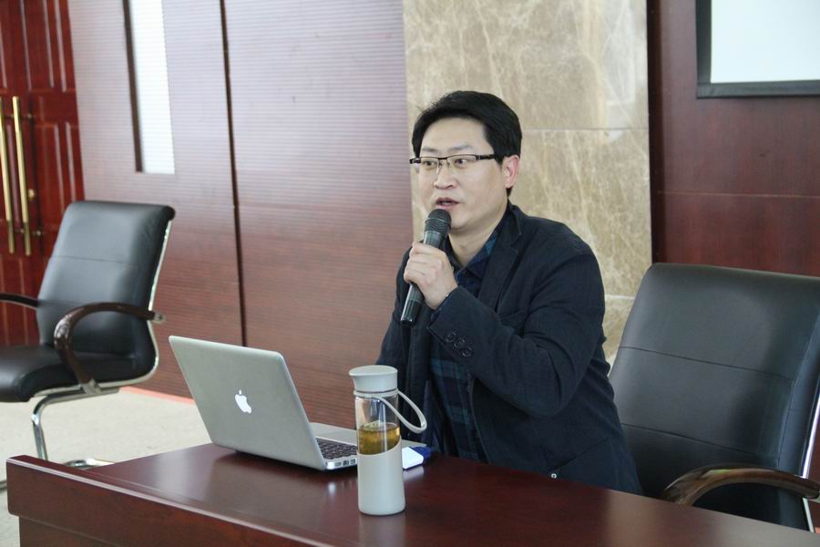 调整大小 4.张力生老师讲座.JPG